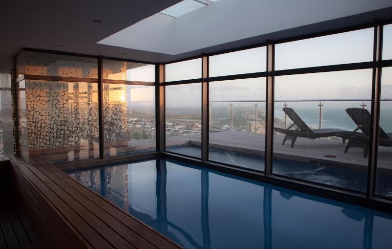 Aquarius Luxury Suites Bloubergstrand Zewnętrze zdjęcie